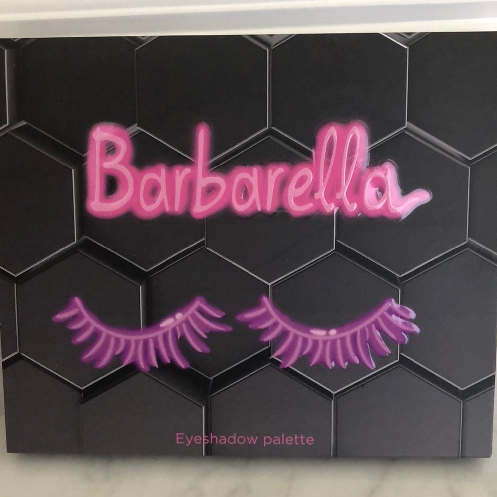 Beebeauty London Barbarella Palette.